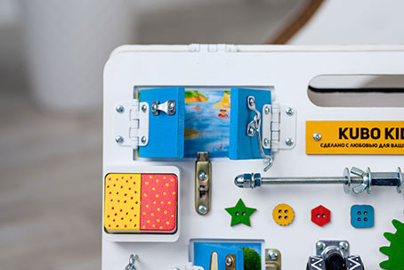 "Бизиборд" доска Монтессори